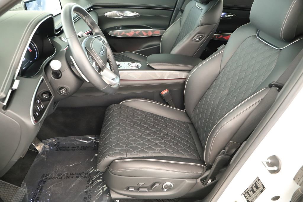 Used 2025 Genesis GV70 3.5T Sport w/ Sport Advanced Package image 24
