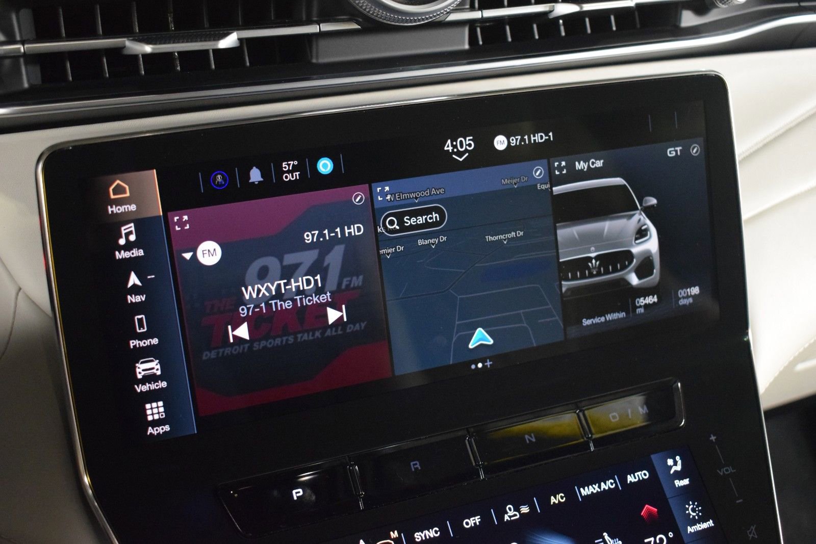 Certified 2024 Maserati Grecale GT image 33