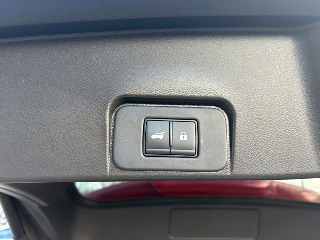 Used 2023 Nissan Rogue SL image 19