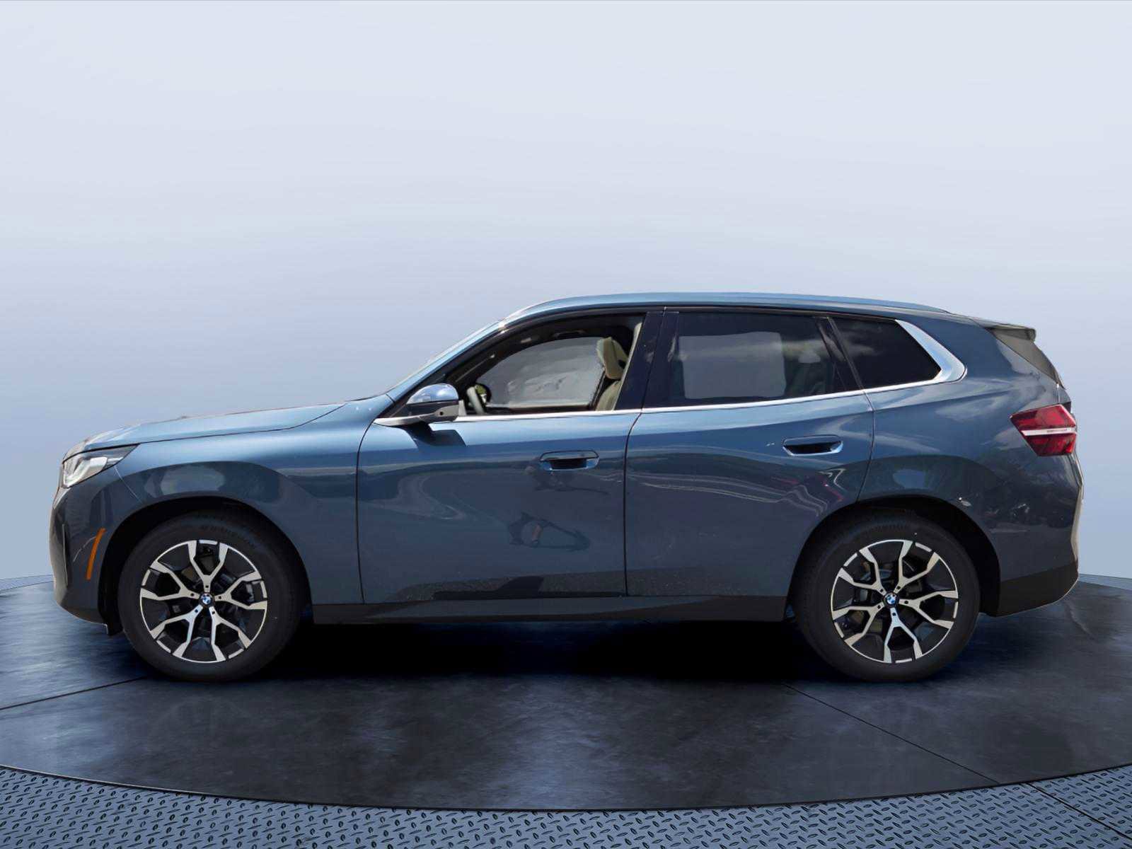 New 2026 BMW X3 xDrive30 w/ Premium Package AWD/4WD image 3