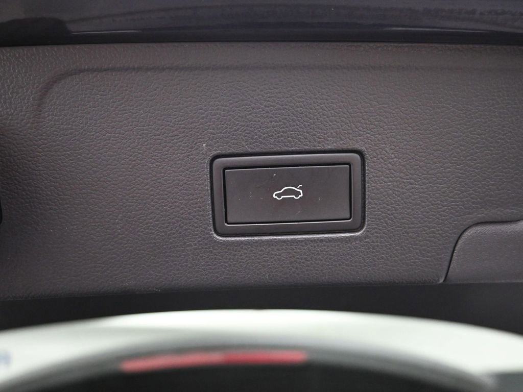 Used 2024 Volkswagen Atlas Cross Sport SEL Premium R-Line image 10