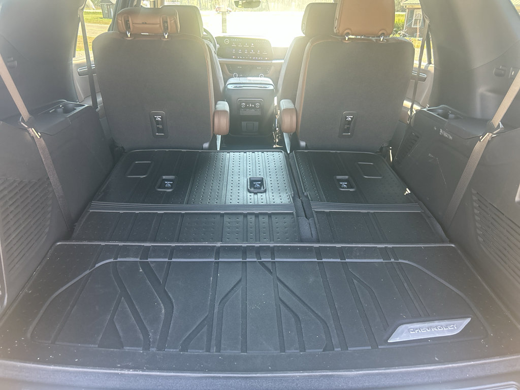 Used 2026 Chevrolet Tahoe High Country w/ Sun And Tow Package AWD/4WD image 18
