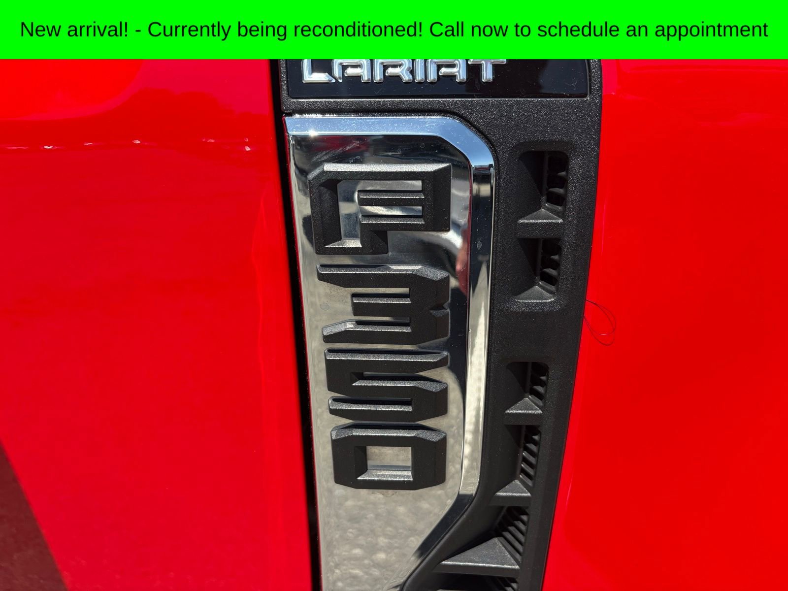 Used 2023 Ford F350 Lariat w/ Lariat Ultimate Package AWD/4WD image 2