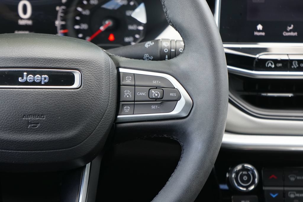 Used 2024 Jeep Compass Limited AWD/4WD image 15