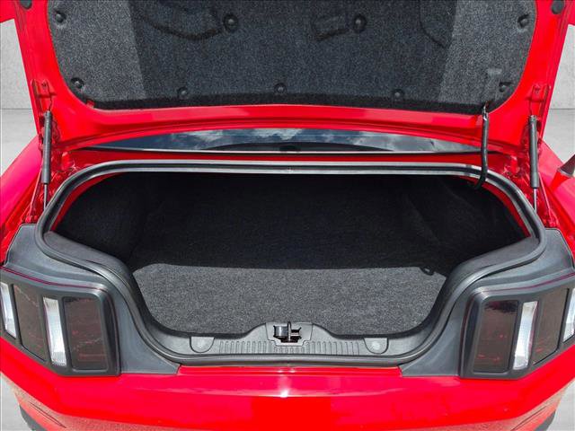 Used 2012 Ford Mustang GT Premium w/ Security Pkg RWD image 6