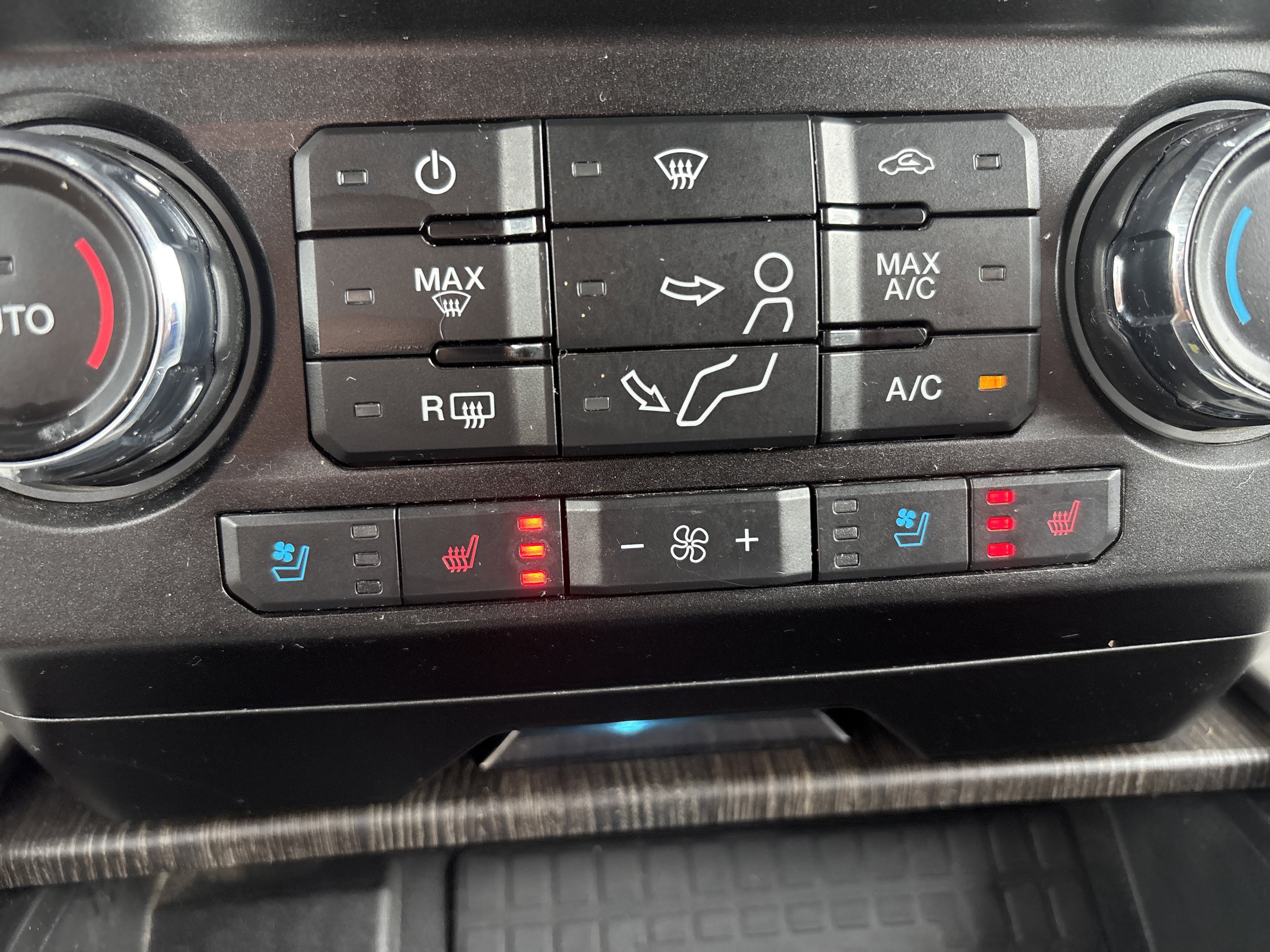 Used 2021 Ford F250 Lariat image 29