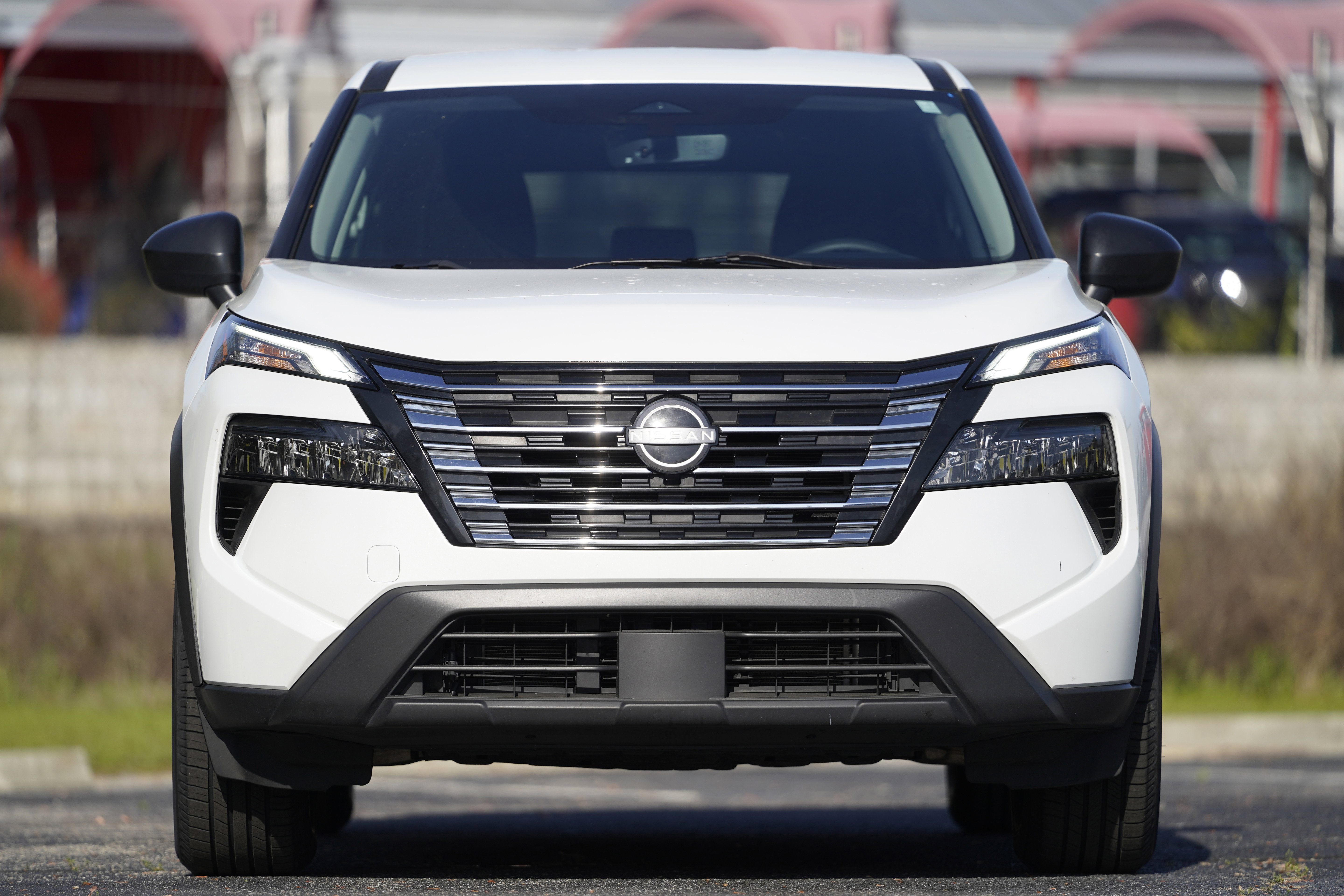 Used 2024 Nissan Rogue S image 29