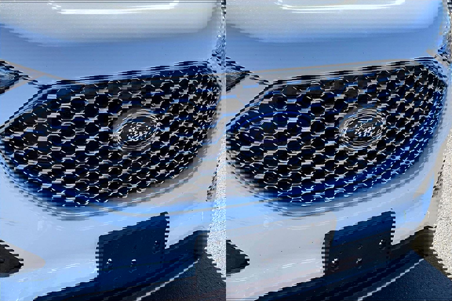 Used 2024 Ford Edge SEL image 32