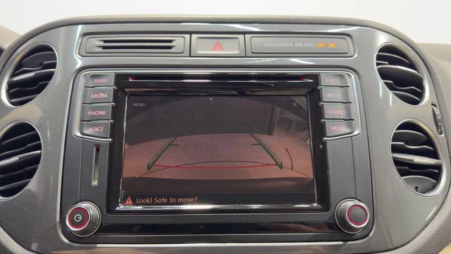 Used 2017 Volkswagen Tiguan S FWD image 31