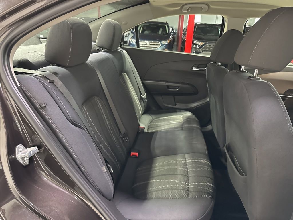 Used 2016 Chevrolet Sonic LT FWD image 30