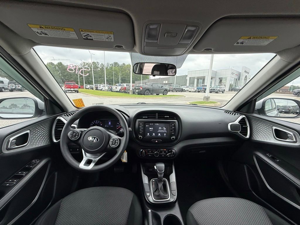 Used 2020 Kia Soul LX FWD image 14