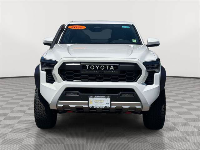 Used 2025 Toyota Tacoma 4x4 Double Cab Hybrid w/ Tow Tech Package image 2