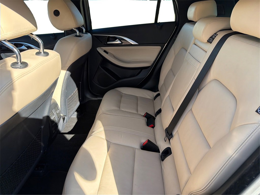 Used 2017 INFINITI QX30 Premium w/ Cargo Package image 10