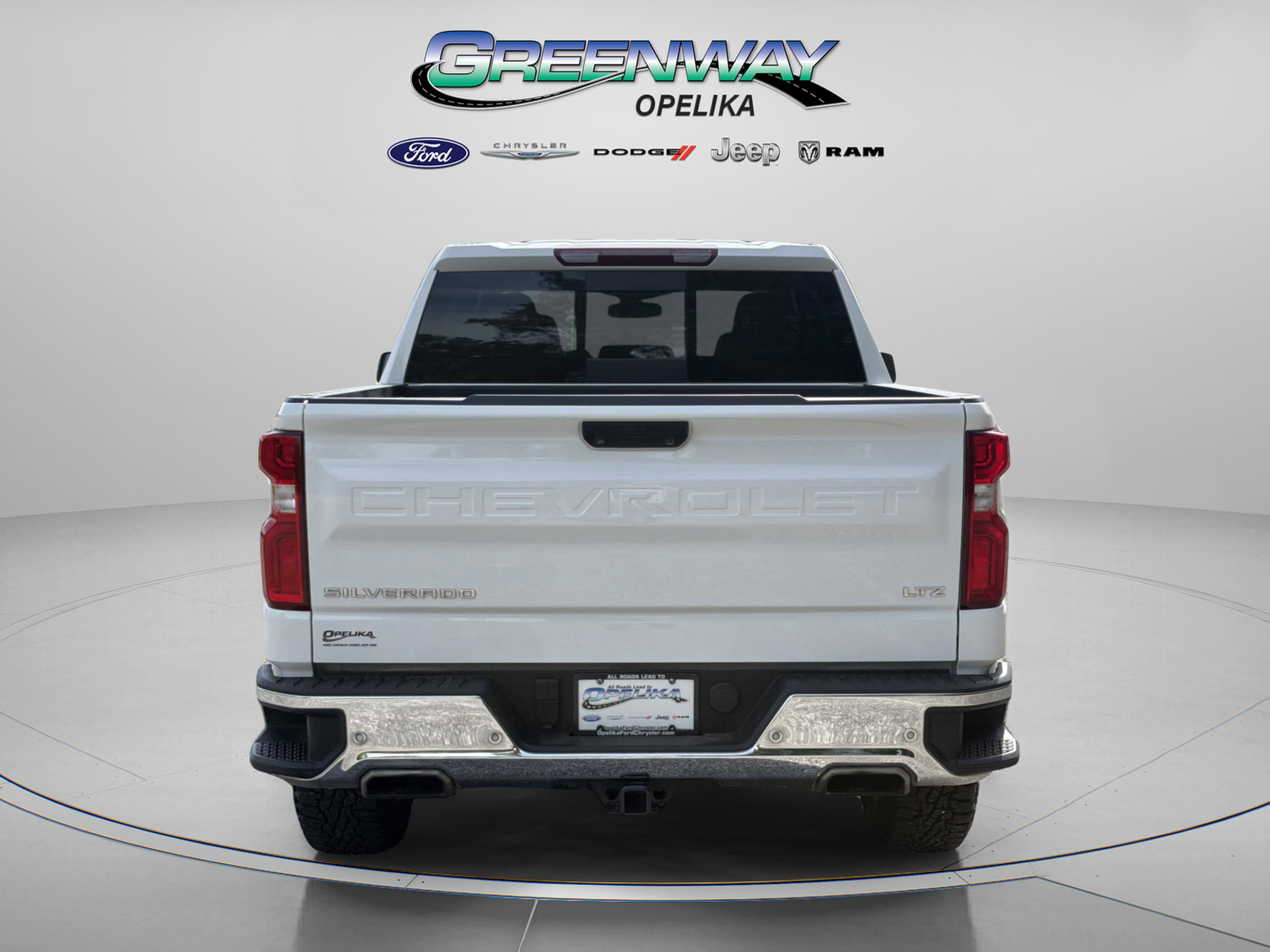 Used 2023 Chevrolet Silverado 1500 LTZ AWD/4WD image 6