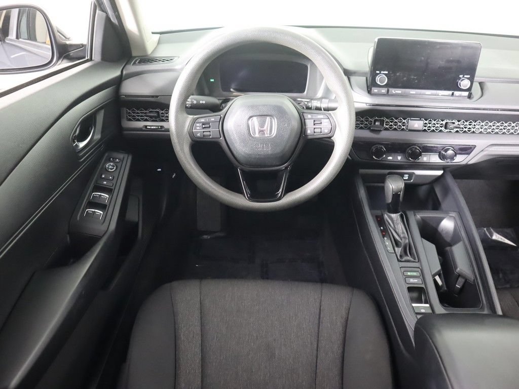 Used 2023 Honda Accord LX image 31