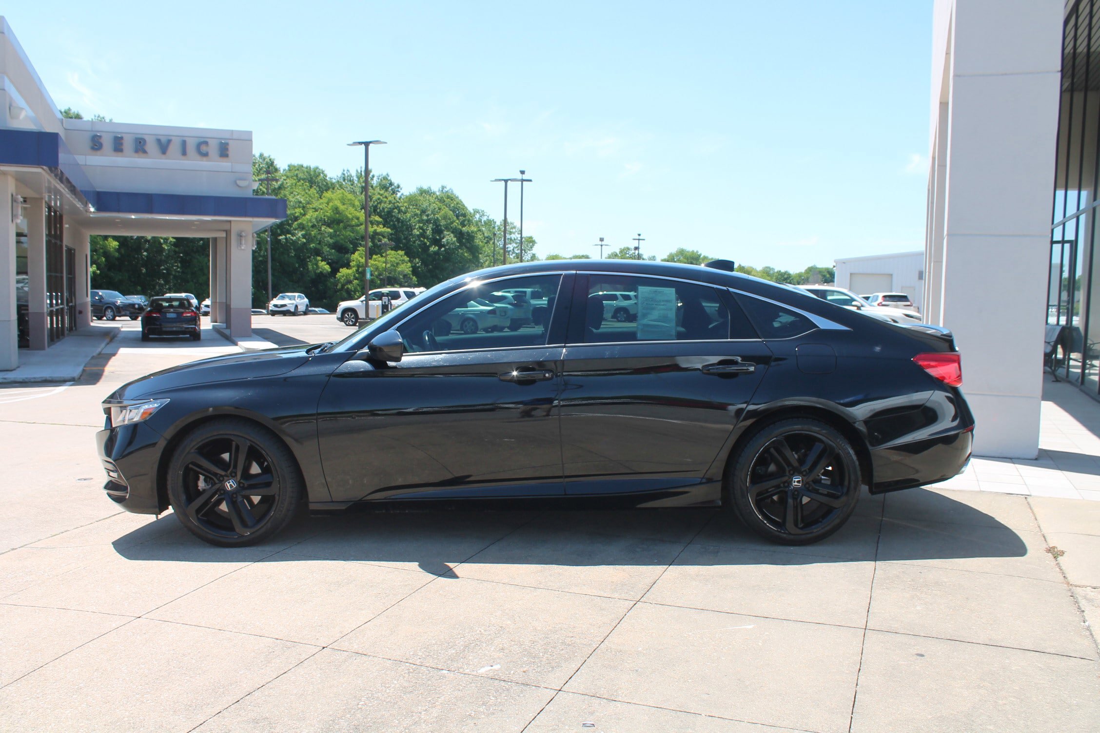 Used 2020 Honda Accord Sport image 7