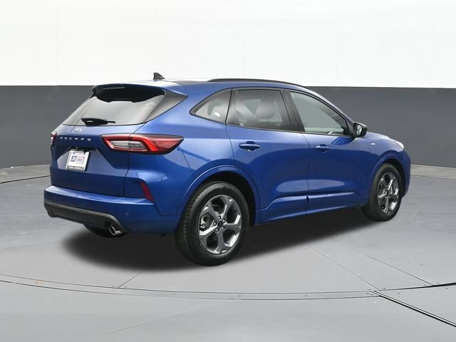 Used 2023 Ford Escape ST-Line w/ Tech Pack #1 FWD image 13