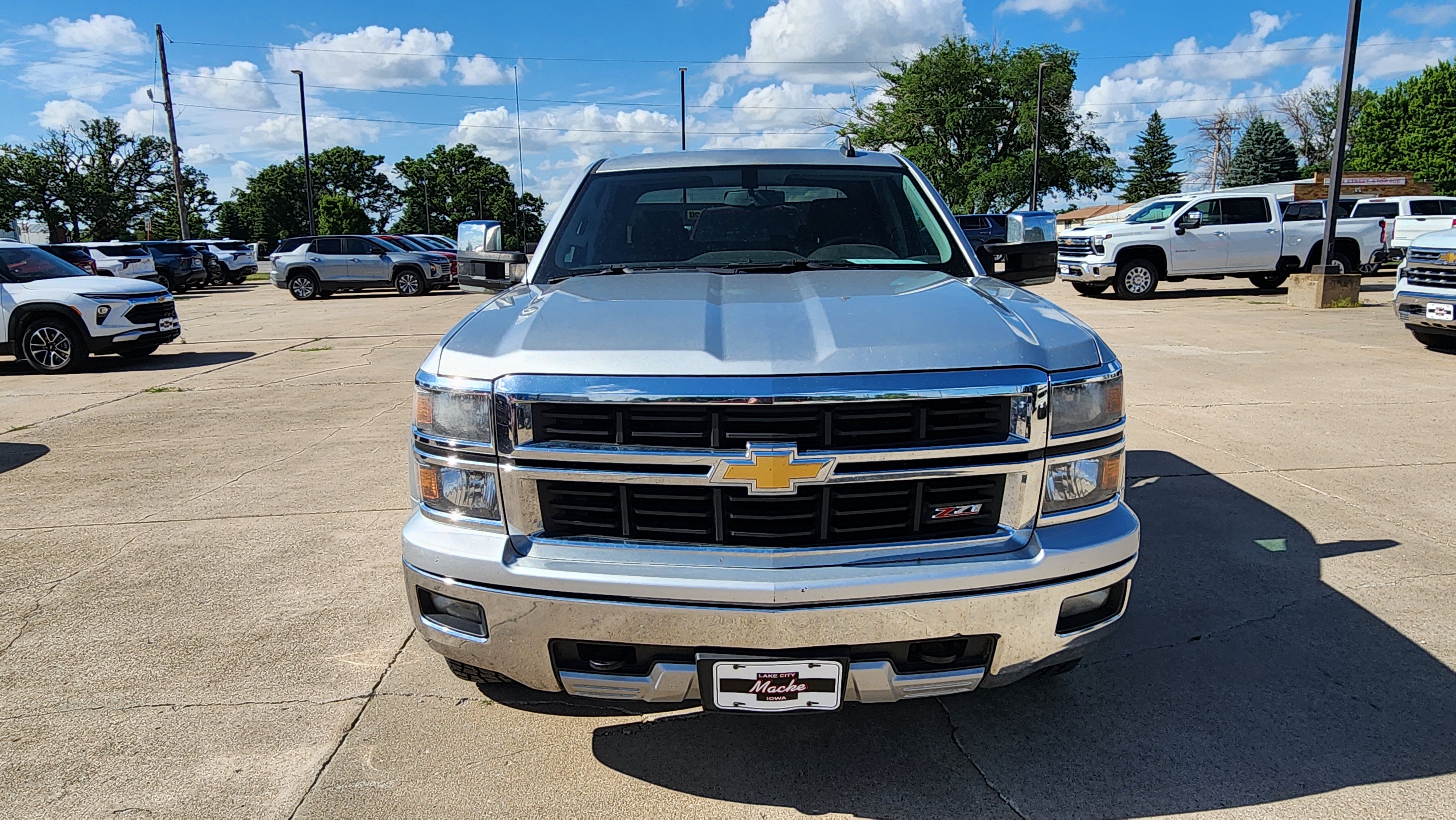 Used 2015 Chevrolet Silverado 1500 LT w/ All Star Edition AWD/4WD image 2