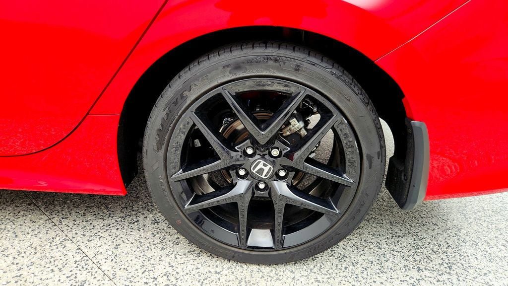 Used 2024 Honda Civic Sport image 9