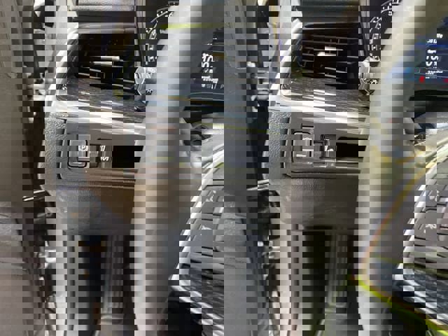 Used 2025 Cadillac XT5 Premium Luxury image 38