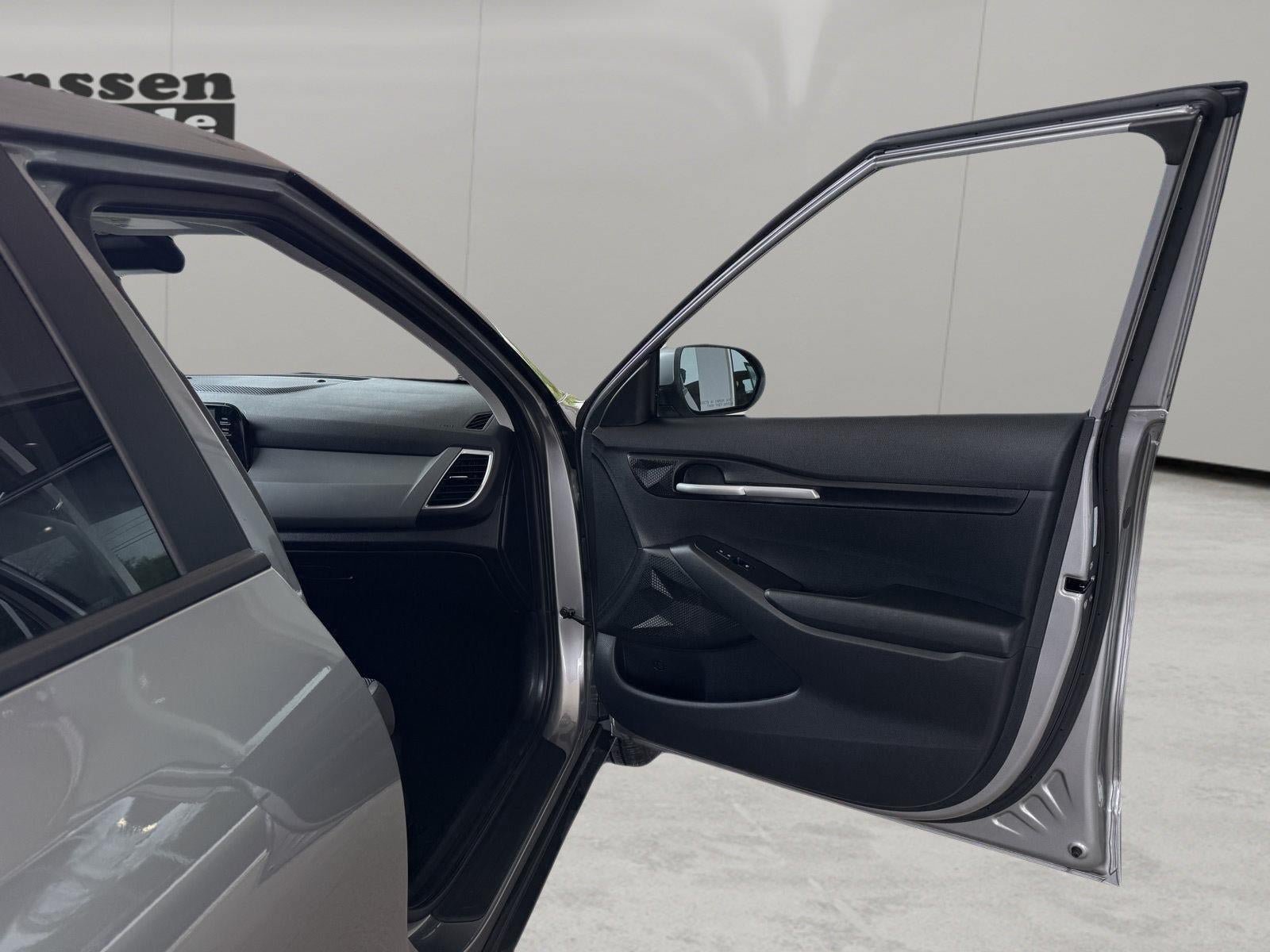 Used 2026 Kia Seltos LX AWD/4WD image 28