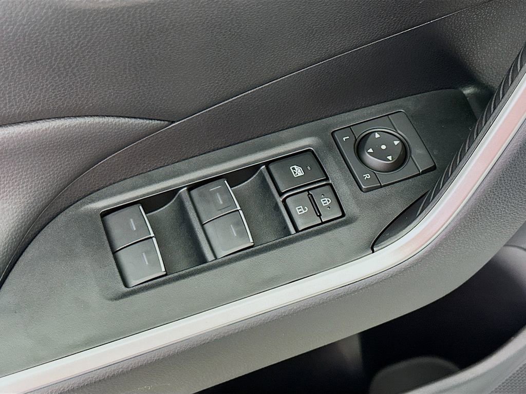 Used 2024 Toyota RAV4 XLE image 19