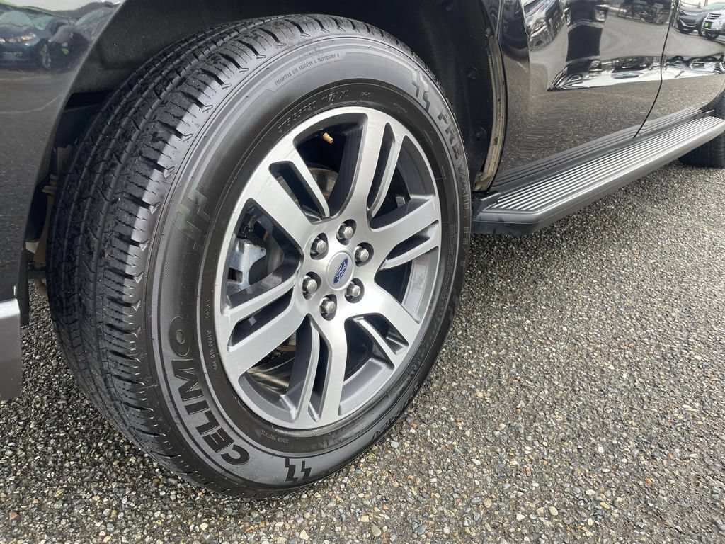 Used 2024 Ford Expedition Max Limited AWD/4WD image 16