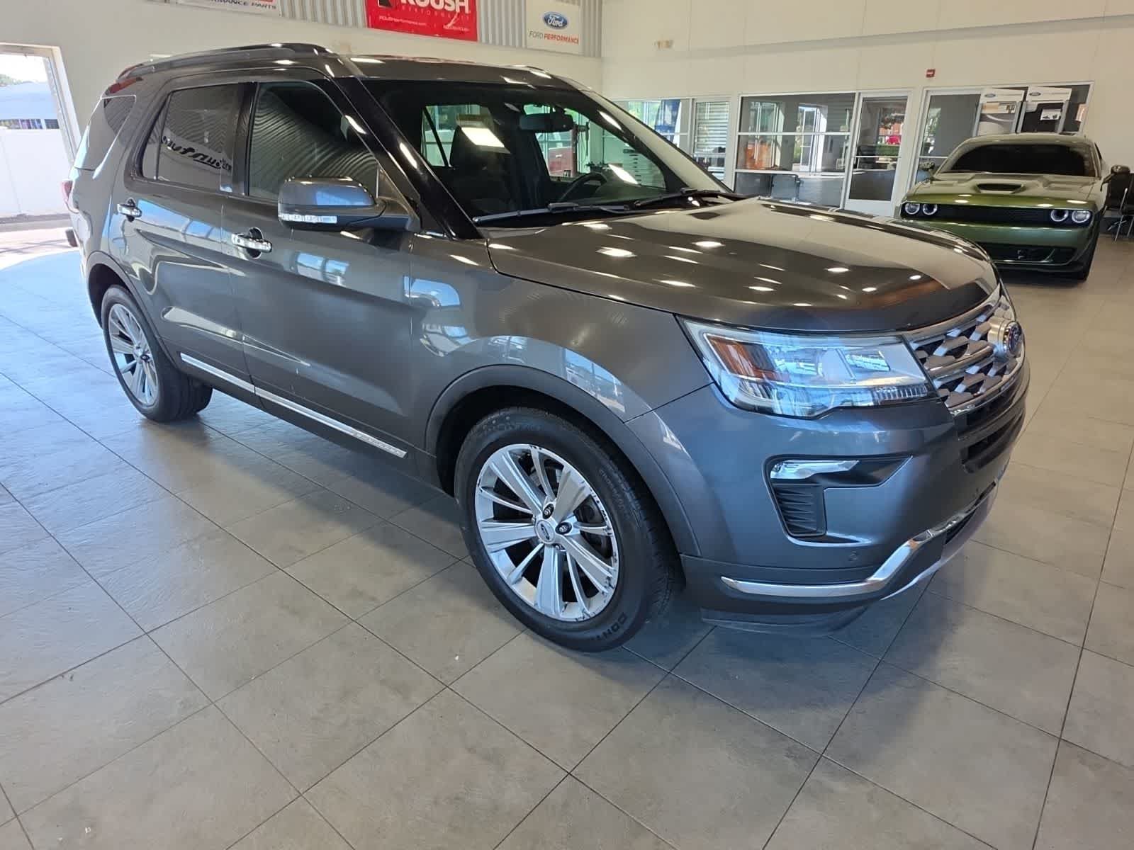 Used 2019 Ford Explorer Limited w/ Class III Trailer Tow Package FWD image 5