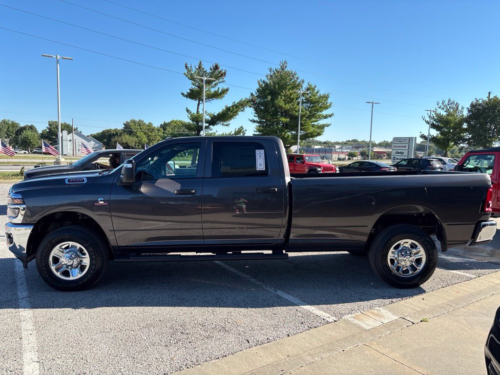 New 2027 RAM 3500 Tradesman AWD/4WD image 9