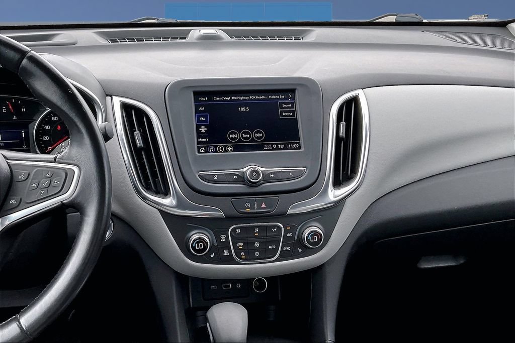 Used 2022 Chevrolet Equinox LT w/ Driver Convenience Package FWD image 9