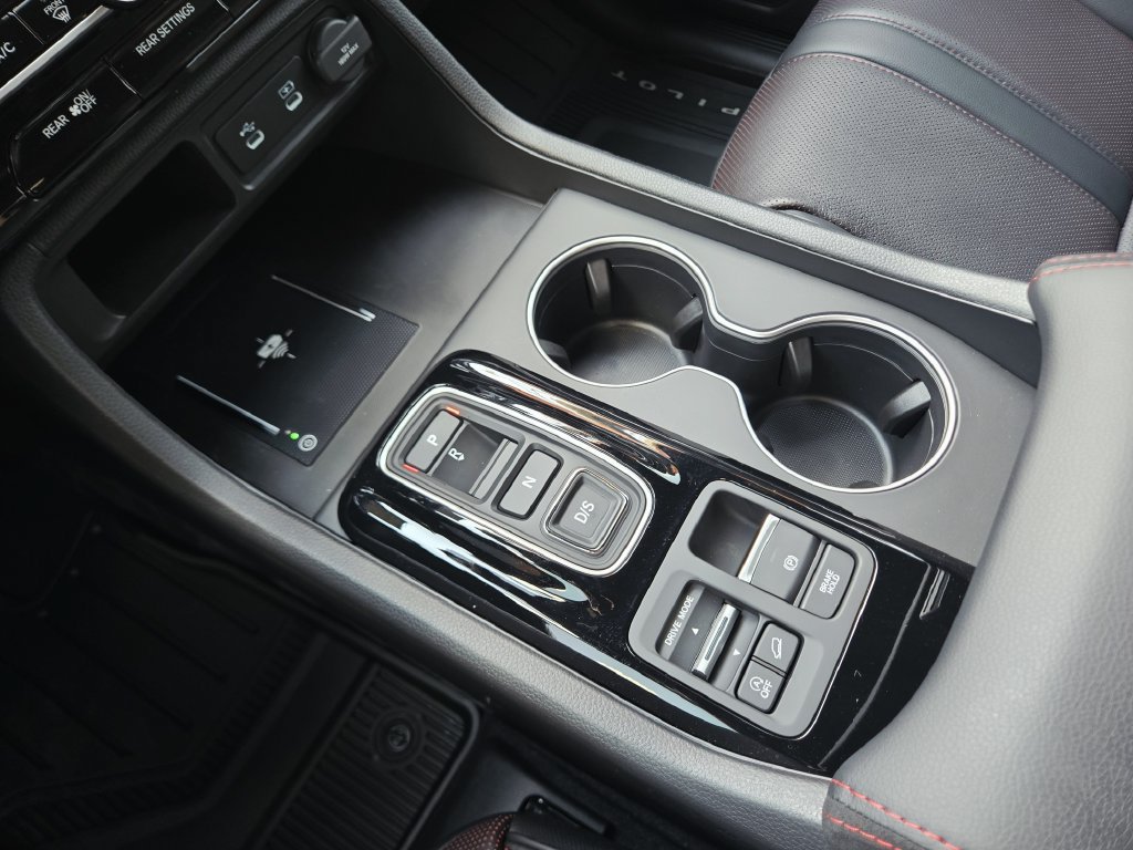 New 2026 Honda Pilot Black Edition image 15