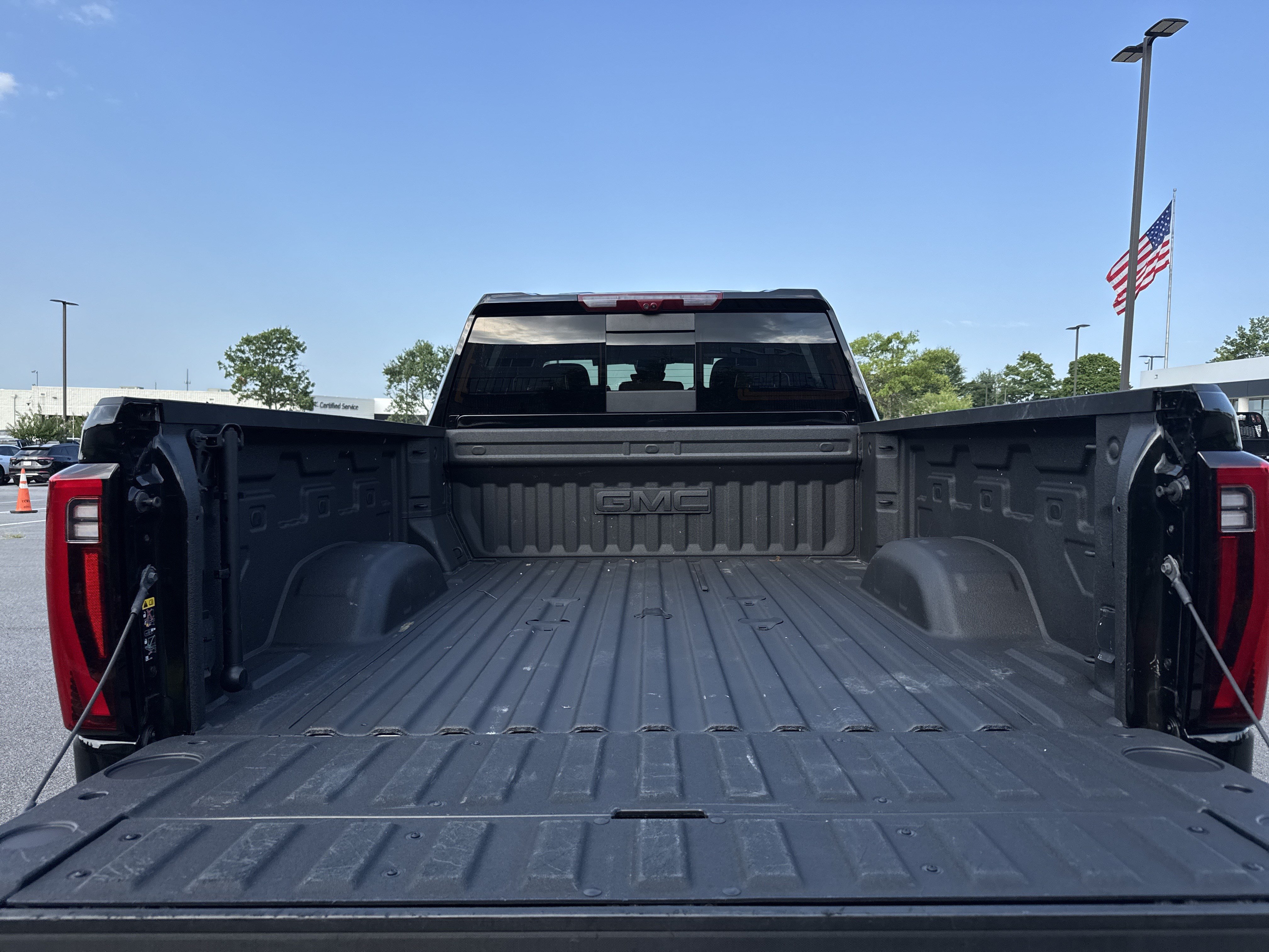 Used 2025 GMC Sierra 2500 Denali Ultimate AWD/4WD image 33