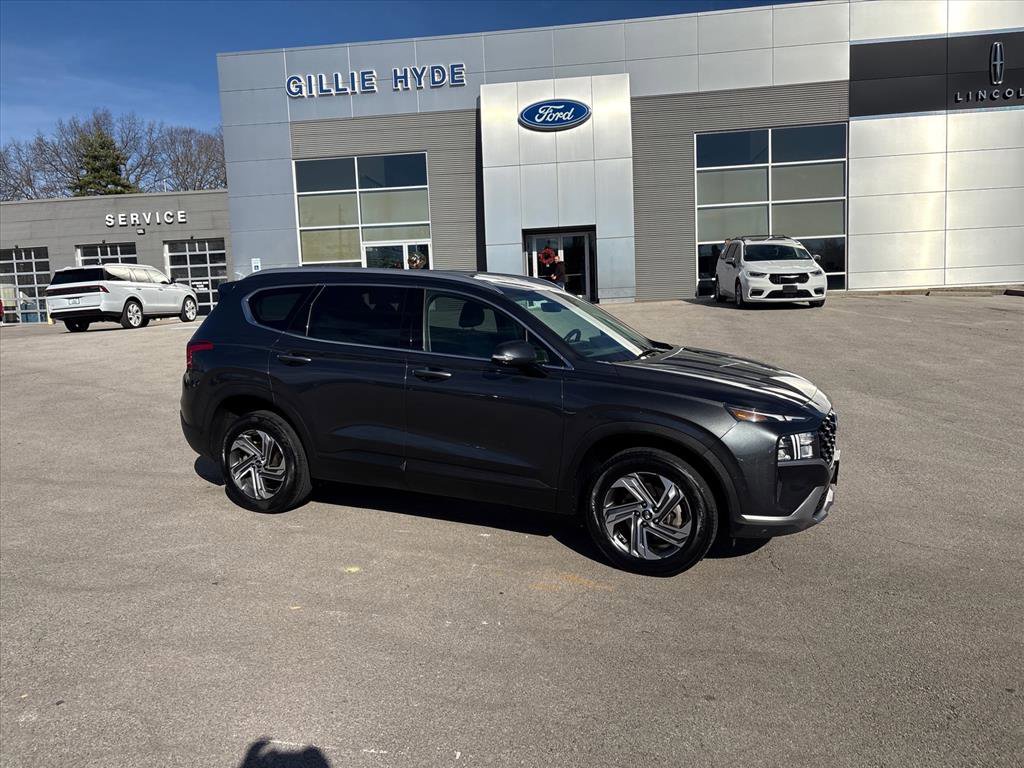 Used 2023 Hyundai Santa Fe SEL image 1