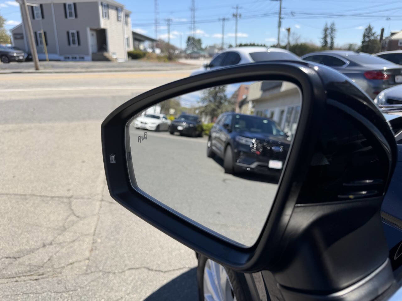 Used 2018 Volkswagen Tiguan SE w/ Panoramic Sunroof Package AWD/4WD image 31