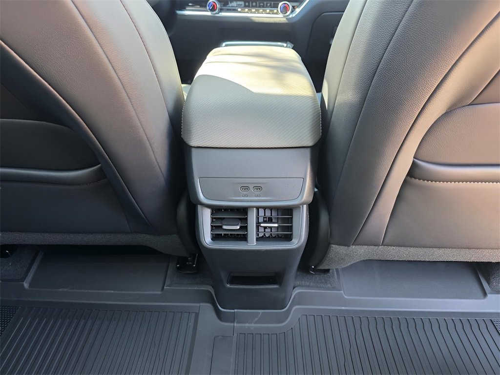 New 2026 Chevrolet Equinox LT w/ Convenience Package II image 10