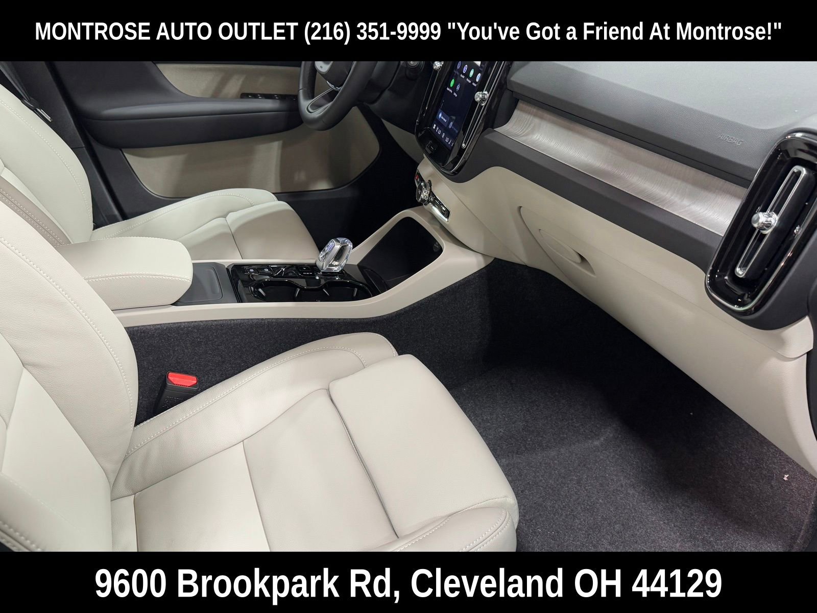 New 2026 Volvo XC40 B5 Plus w/ Protection Package Premier image 43