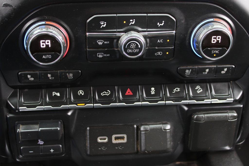Used 2019 Chevrolet Silverado 1500 LTZ w/ LTZ Plus Package AWD/4WD image 28