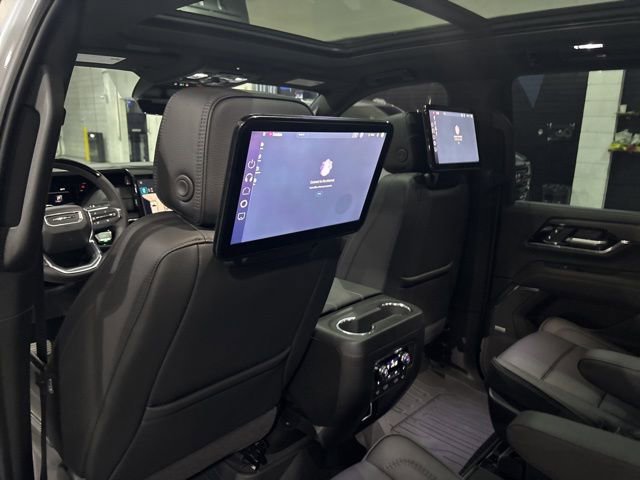 Used 2026 GMC Yukon XL Denali w/ Denali Reserve Package image 30