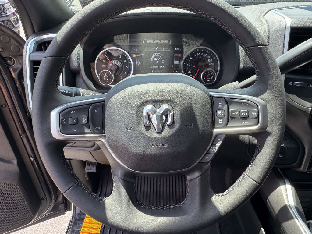 New 2026 RAM 2500 Big Horn AWD/4WD image 17