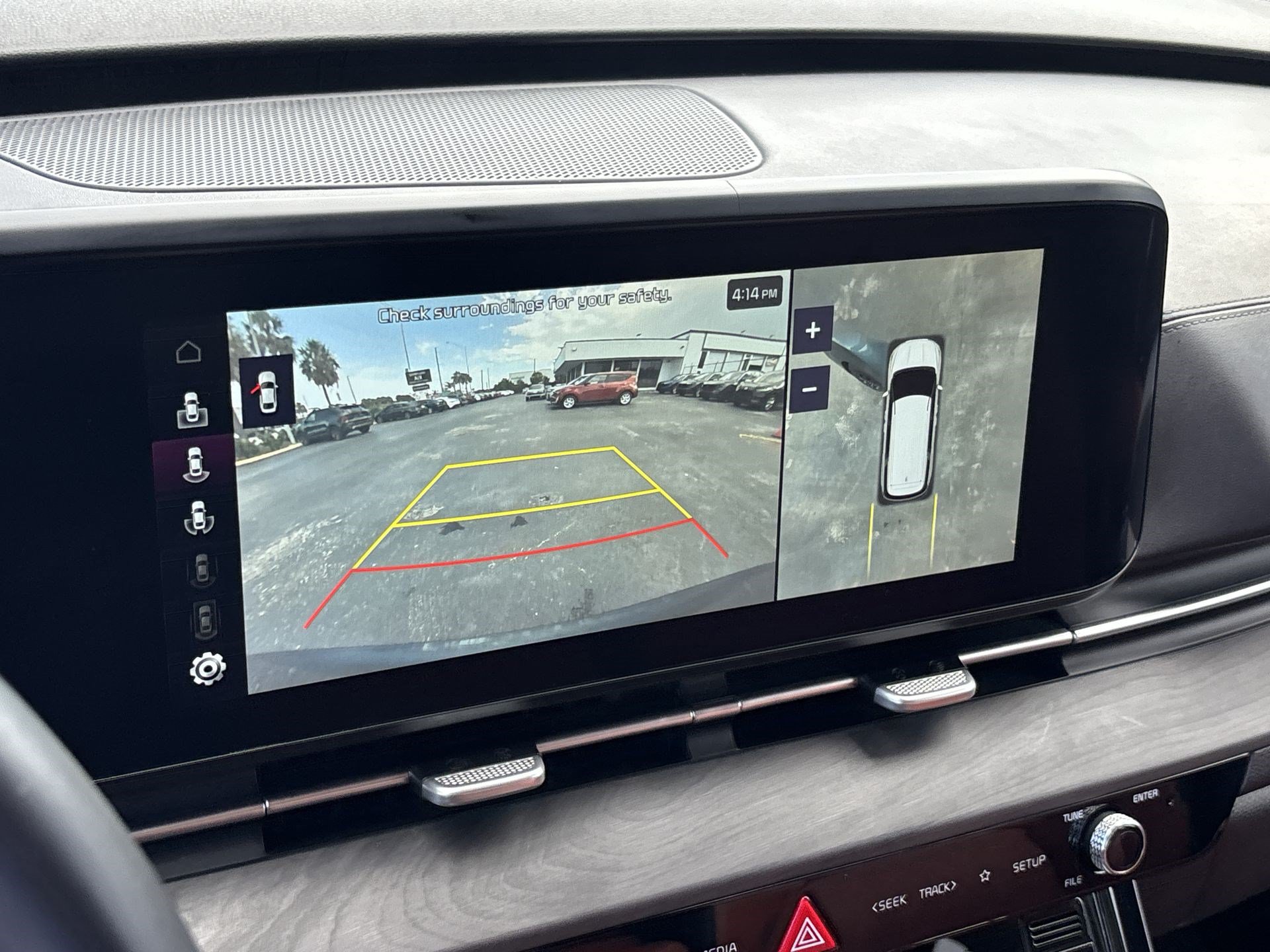 Used 2023 Kia Carnival SX FWD image 21