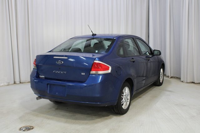 Used 2009 Ford Focus SE image 25