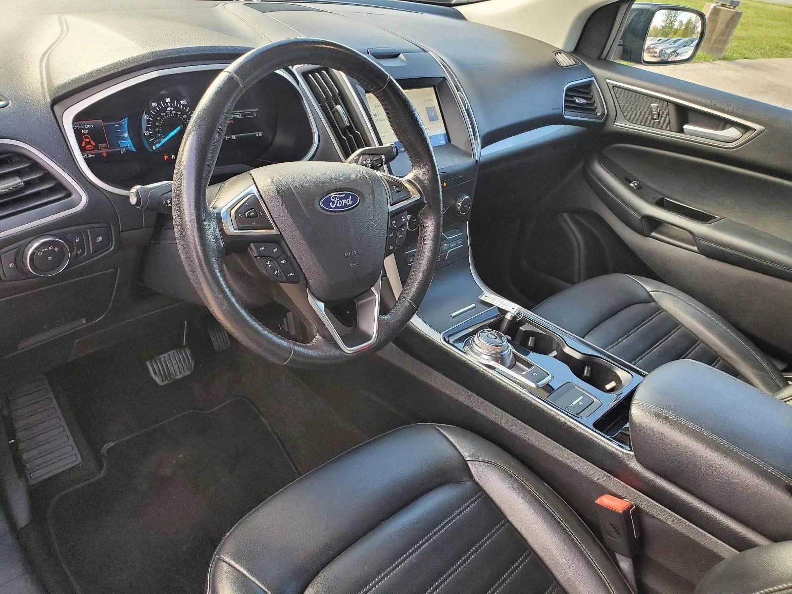 Used 2019 Ford Edge SEL w/ Equipment Group 201A image 11