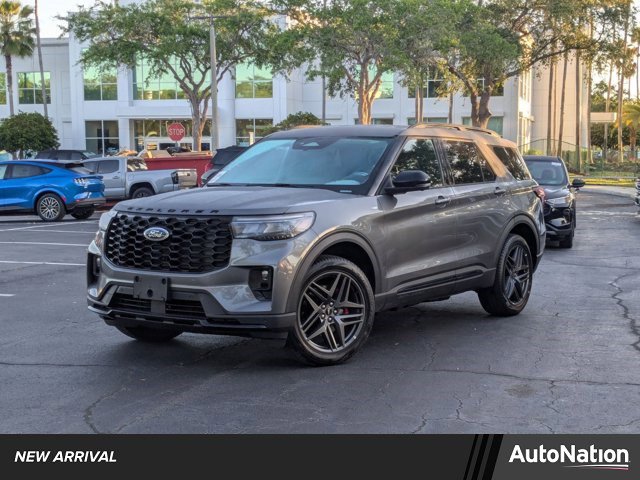 Used 2025 Ford Explorer ST-Line w/ ST-Line Street Pack