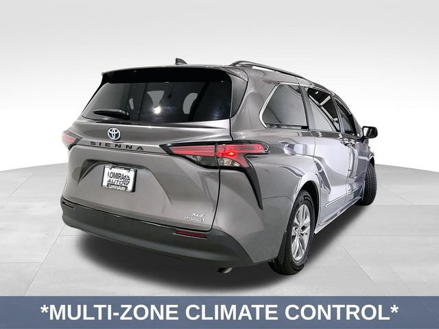 Used 2022 Toyota Sienna LE FWD image 7