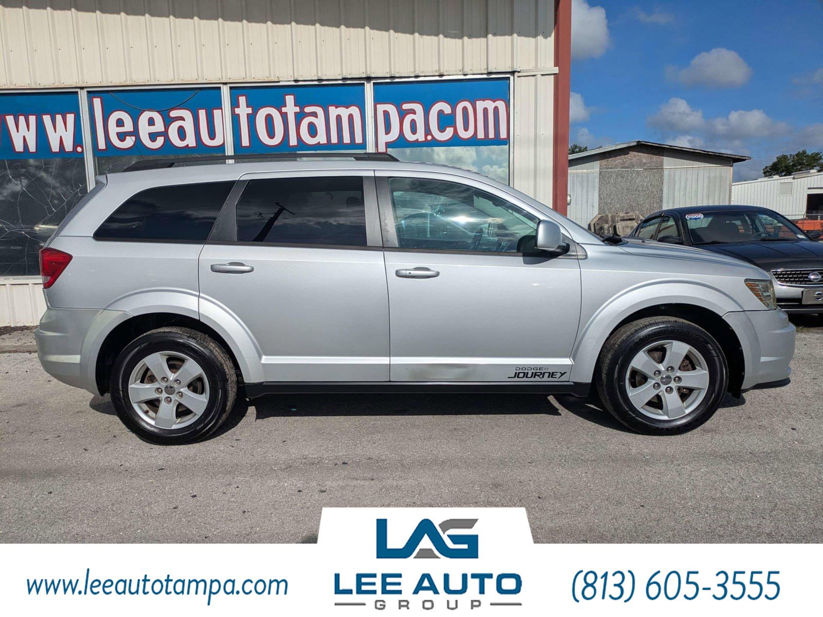 Used 2011 Dodge Journey Mainstreet w/ Popular Equipment Group FWD image 2