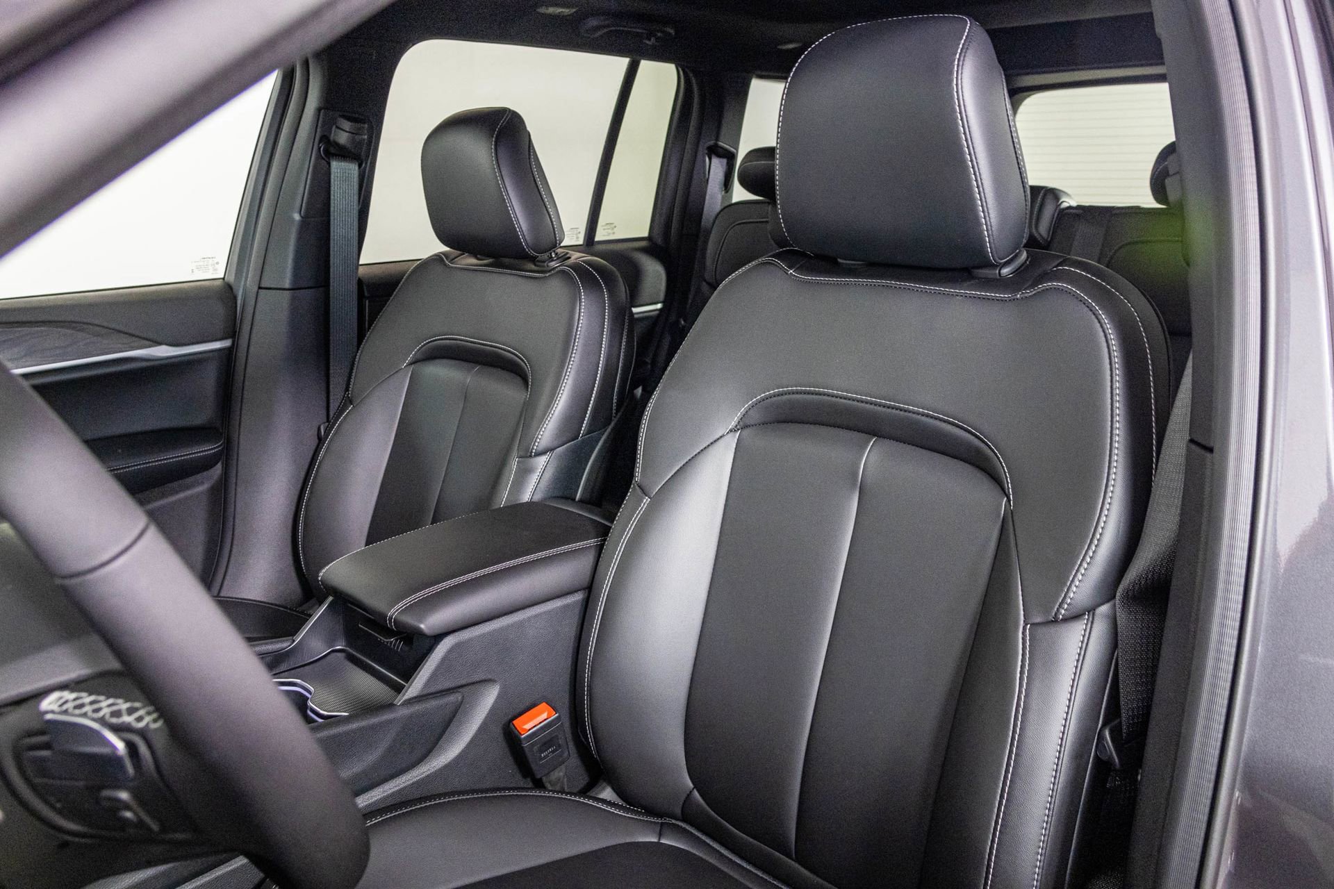 New 2025 Jeep Grand Cherokee Limited image 18