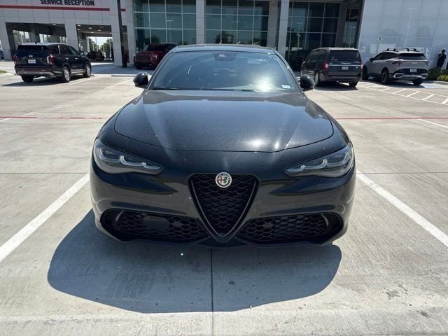 Used 2024 Alfa Romeo Giulia Veloce RWD image 8