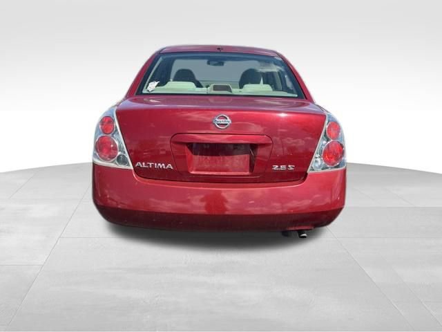 Used 2005 Nissan Altima 2.5 S w/ (S02) Side Airbags Pkg FWD image 6