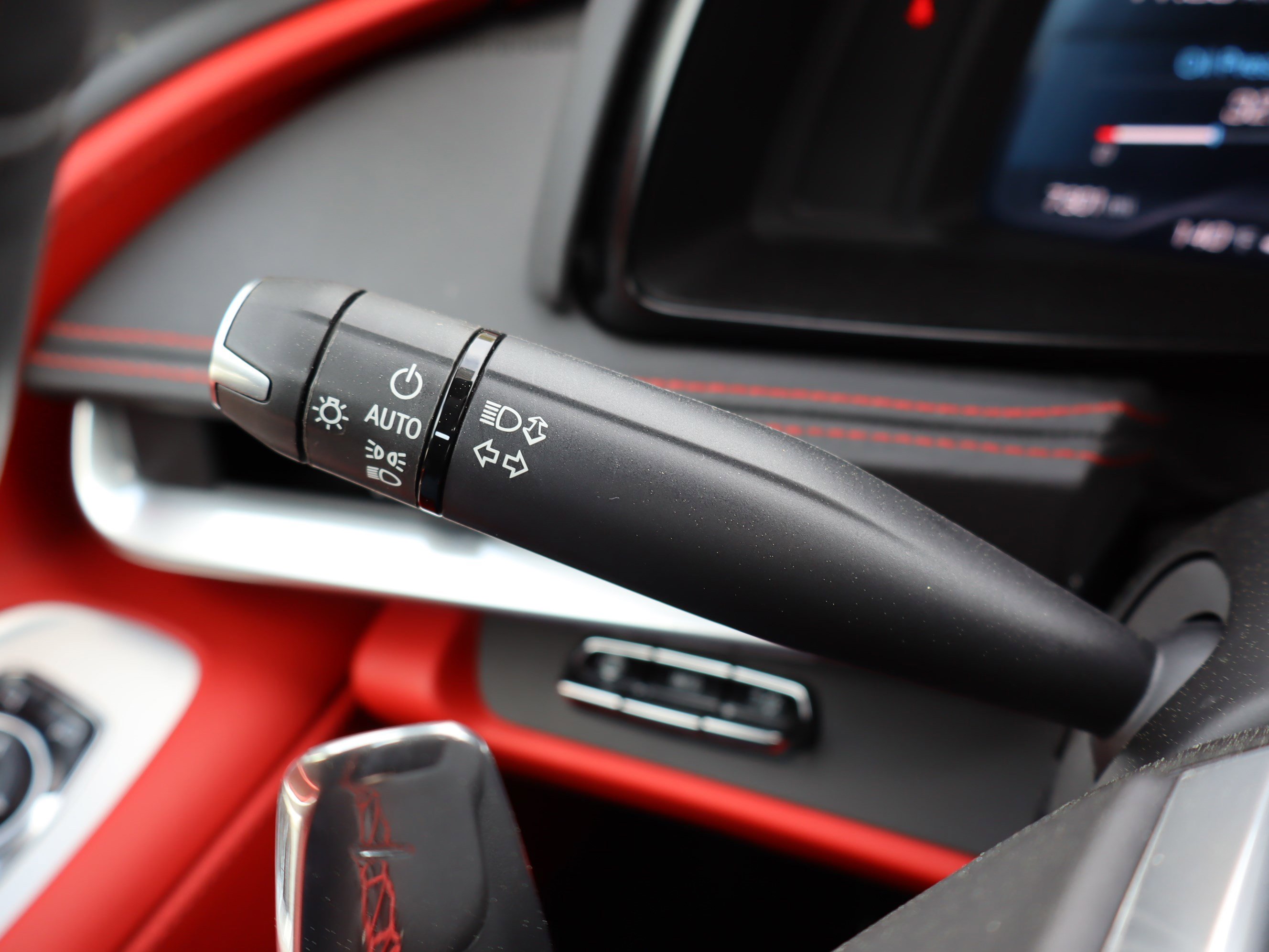 Used 2023 Chevrolet Corvette Stingray Premium Conv w/ Z51 Performance Package image 20