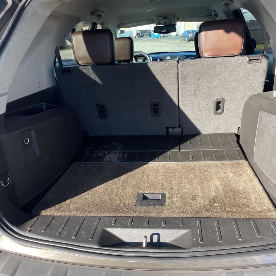 Used 2011 Chevrolet Equinox LT w/ Chrome Appearance Package image 20